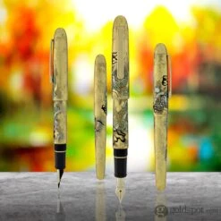 Platinum Kanazawa-haku Fountain Pen In Ascending Dragon - 14K Gold -Pen & Paper Store platinum kanazawa haku fountain pen in ascending dragon 14k gold 489